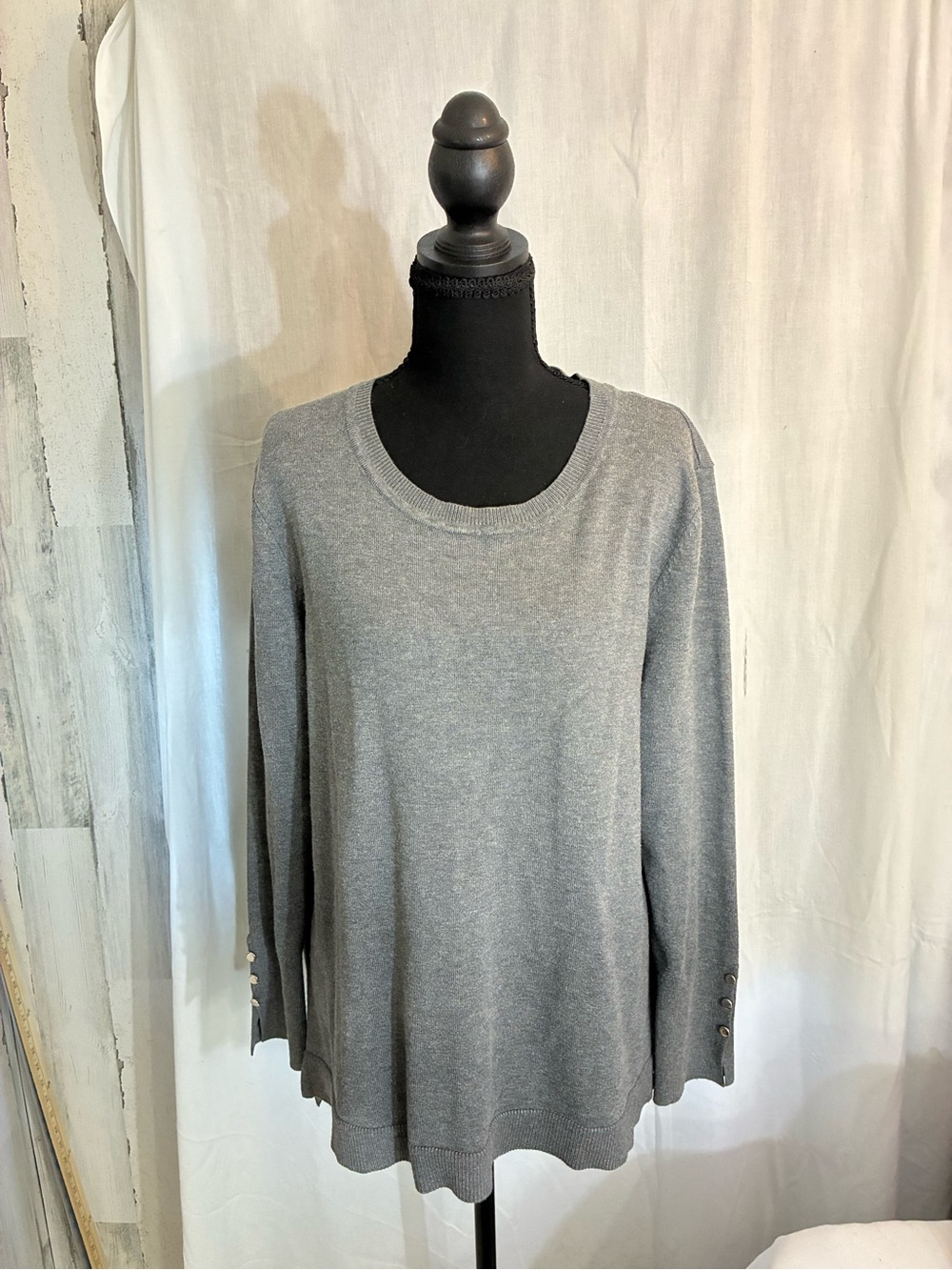 Everyday Crewneck Sweater in Heather Gray
